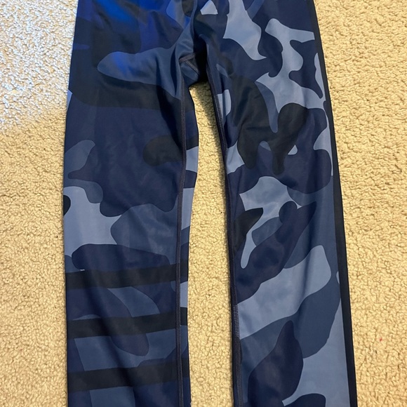 Athleta navy camo athletic pants - Picture 3 of 3